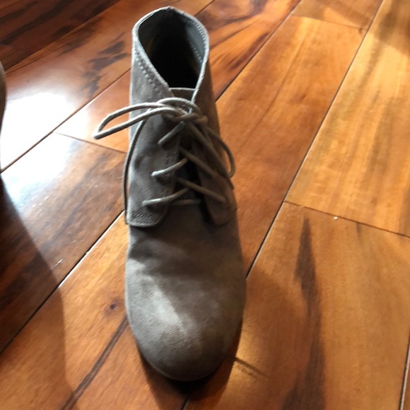 Suede boots Women’s size 8 - Picture 2 of 4